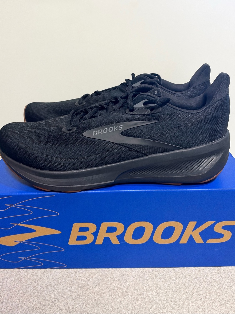 Brooks Revel 9 Black Size 11.5 Men NEW 110499-1D-070